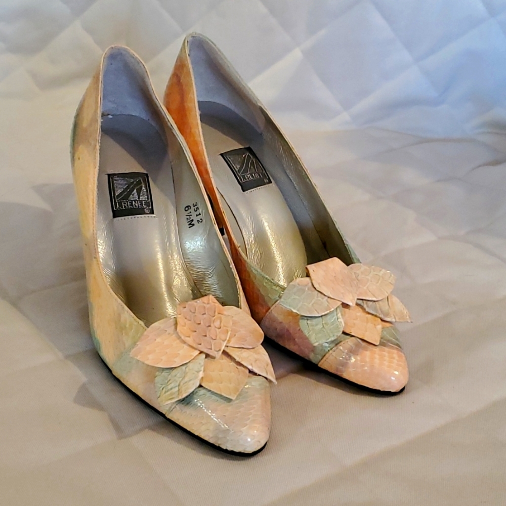 J Renee heels